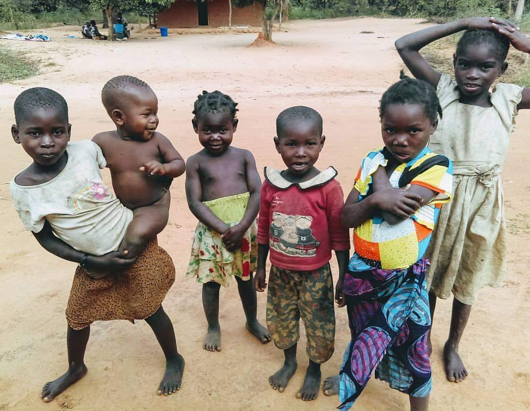 mozampam's tweet photo. IMB missionaries and ministry partners in Sub-Saharan Africa have a goal to reach 55 unengaged, unreached, &underreached people groups in 5 years. As the #55in5 emphasis continues, pray that our Lord would raise up workers for His harvest. For more info write: Pray4Africa@imb.org https://t.co/DXnvmlMWZl