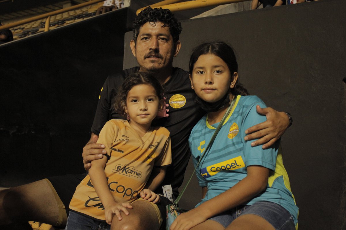 Dorados's tweet photo. 🏟️⚽️ Martes de futbol en La Pecera. https://t.co/B1hONqSSRK