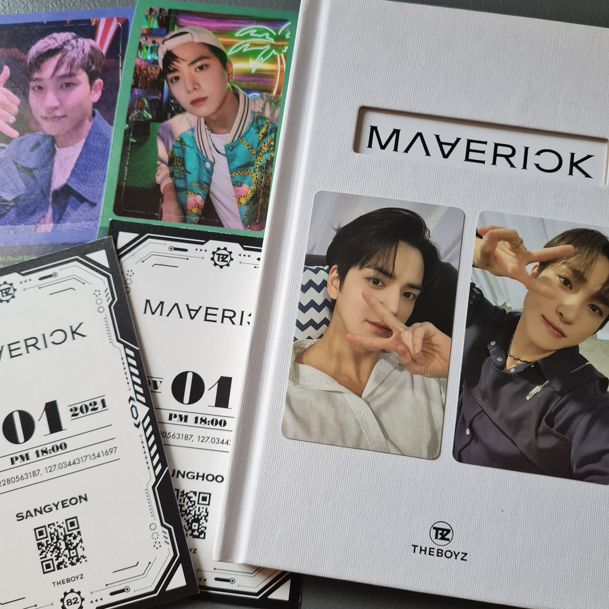0802fullsun's tweet photo. happy mail today!! 💗💗 got my younghoon and sangyeon bkk tour pcs 🥰
@ssangdungz thank you so much for the smooth transaction!! The freebies were a lovely surprise 🤗 #thanksbal https://t.co/jK3gQe5HZL