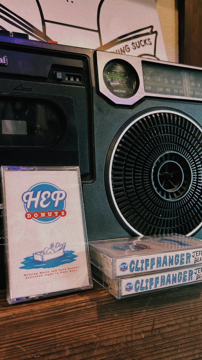 yaungta_o's tweet photo. Hep Donutsのカセットテープ出来ました🍩内容はJeff The BeatsによるVaporでSoulなインストトラック集です https://t.co/UR0INII7iL