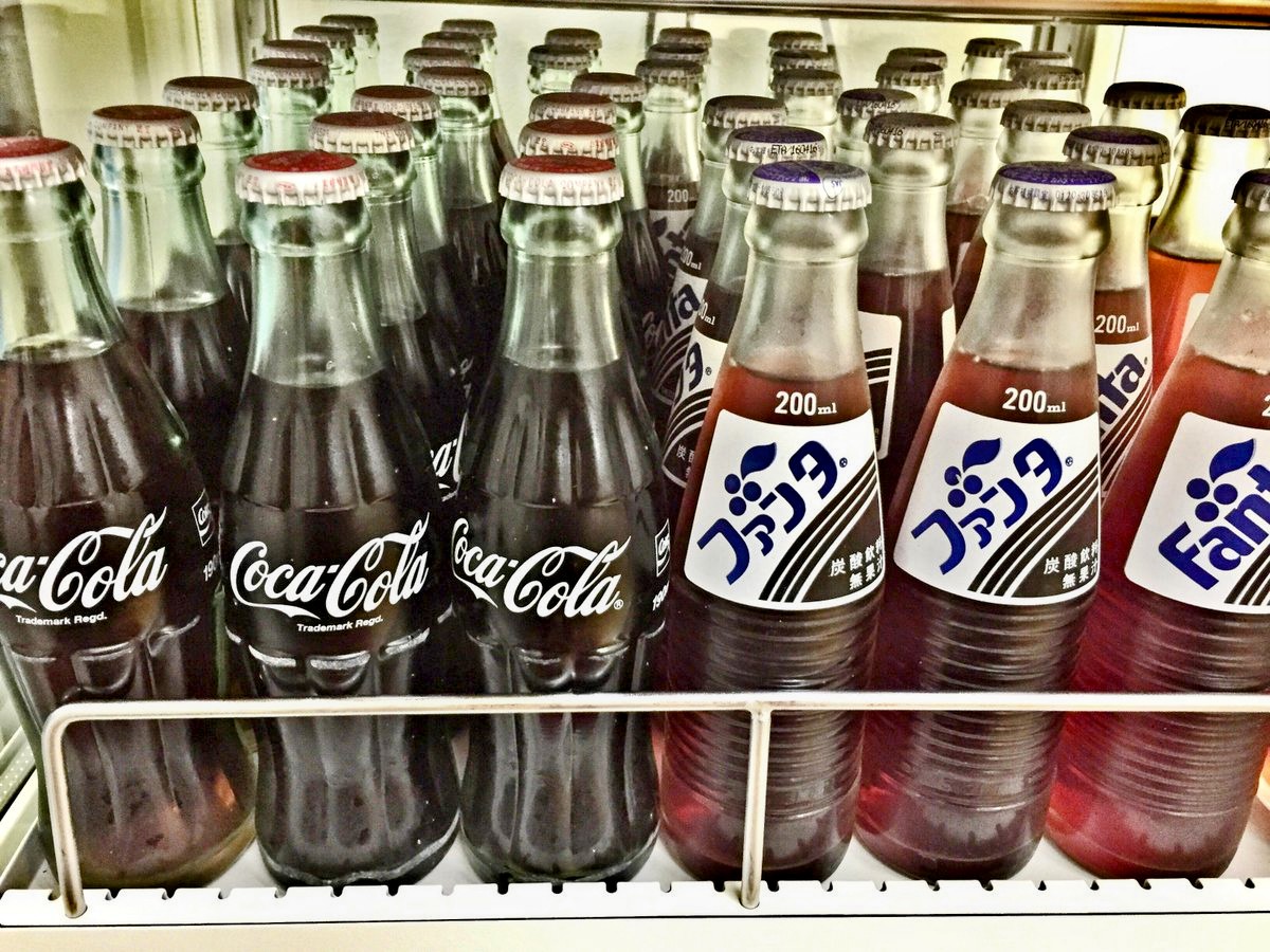 福ちゃん こんにちは 気温36 5 か まだまだだな 懐かしい瓶コーラ フアンタ 水分補給 熱中症に気をつけて T Co Spuo18ea2e Twitter