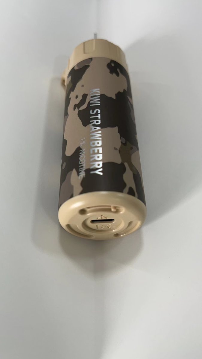 AngelaVAPE_OEM's tweet photo. Dubai Vape Show most popular product NO.3🤩🤩🤩
Inhale directly into your lungs
7000 puffs Super large smoke clouds
Super long battery life
USB TYPE-C charging
#vape #chargingvape #largesmokeclouds https://t.co/LLbYYhena3
