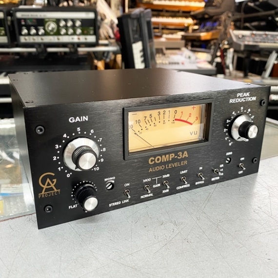 digimartnet's tweet photo. 『LA-3A』を再現したコンプレッサー/レベリング・アンプです。

Golden Age Project COMP-3A at #ECHIGOYAMUSIC on #digimartnet

https://t.co/P3Sao4Eb5V

#effectoroutboard #エフェクターアウトボード #コンプレッサー #スタジオ機材 #録音 #GoldenAgeProject https://t.co/pvyyToApYO