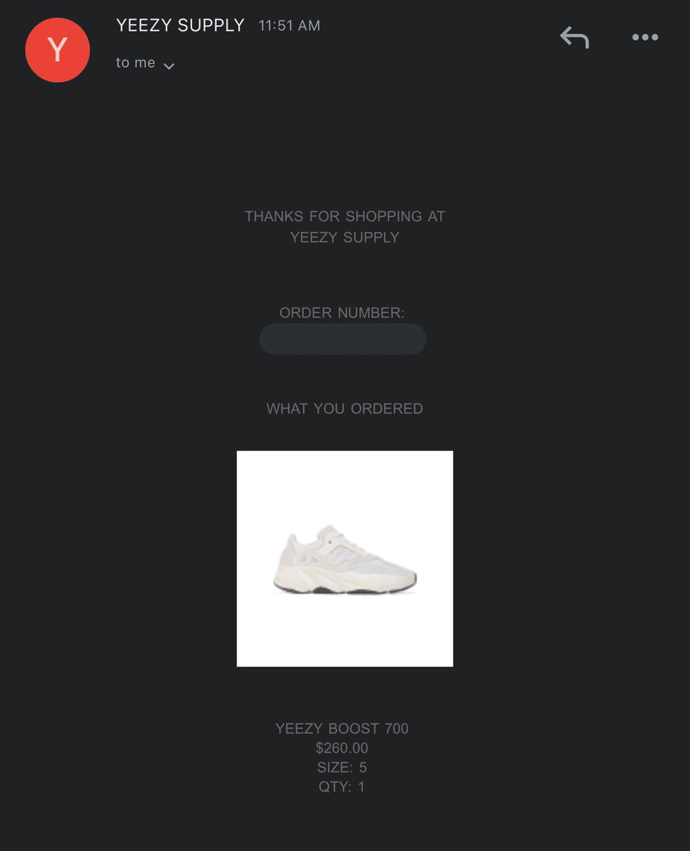 elsaaaxo's tweet photo. @snkr_twitr 🤷🏻‍♀️ https://t.co/avP7jC8y5o