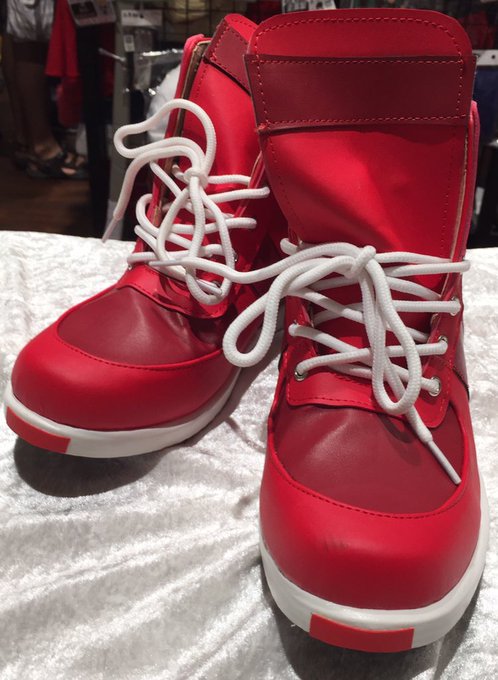 入荷情報】 #ツイステッドワンダーランド #エース・トラッポラ 制服時