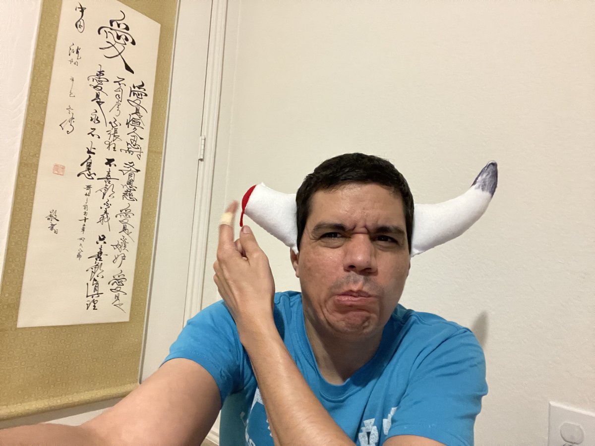 SanchoPandaVTW's tweet photo. Raid my twitch stream during #Bits4Bites on Aug 4-5 for a chance to win handmade #ICO horns.
You can pick if you want full horns or the horns of shame seen here.
Like and retweet for a chance to win a pair as well! :) https://t.co/WVZVACgmyC
