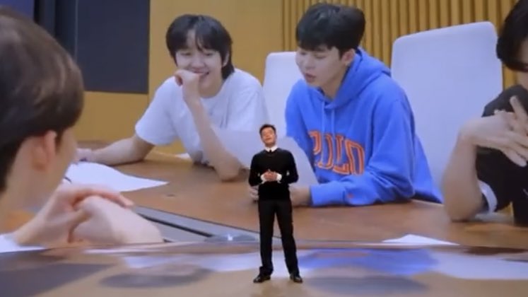 peachiehunn's tweet photo. it has been so long since we saw the faces of our jloud boys 😭😭 https://t.co/dq47FXv2Vl
