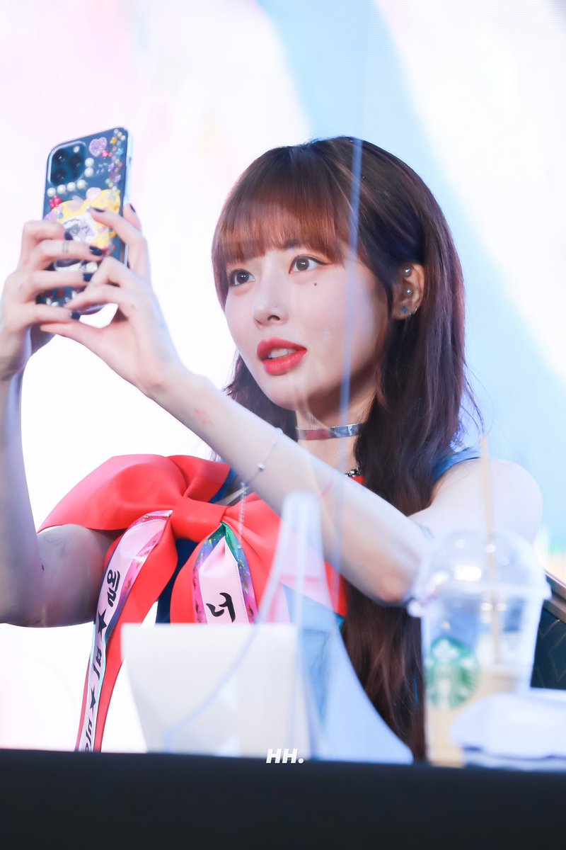hengheng_hh's tweet photo. 220731 뮤직코리아 팬싸 #현아 #HyunA https://t.co/c4Z1uItvZ0