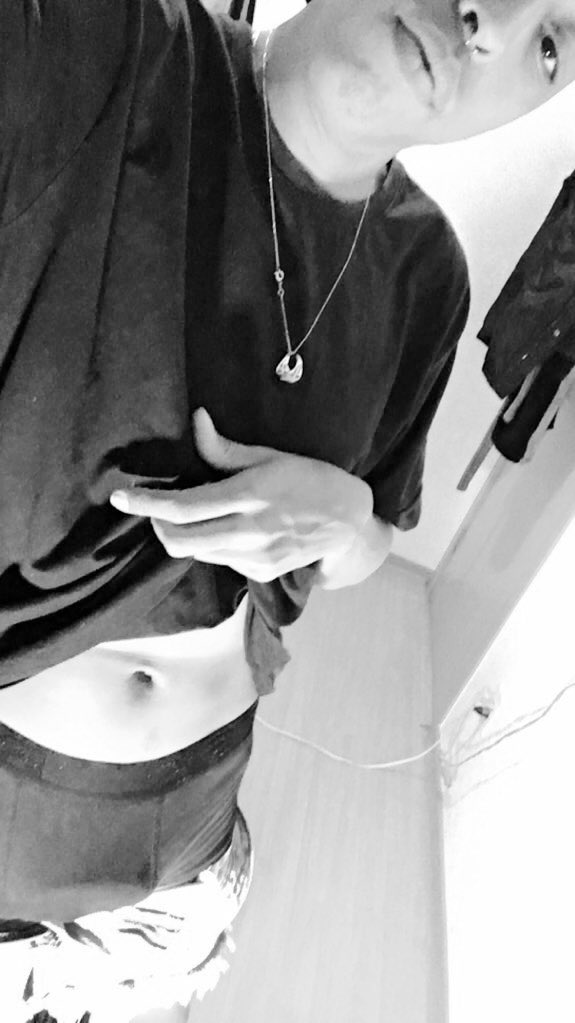 OAfeminado's tweet photo. É demais um afeminado querem romance também?
#dick #bigdic #bulge #sexyman #hotman #hunt #stud #sexyjock #mancandy #dreamman #gay #gorgeousman #fuckme #husbandmaterial #beefcake #idealman #gayporn #nakedman #cock #thickdick #alphamale #gaypornstar #tylerroberts https://t.co/FHKfxEZLWh