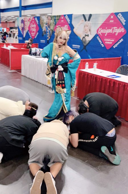 Idk what happened at my booth at @AnimeMatsuri don&rsquo;t even ask 😂😭 Also my dude Nick didn&rsquo;t come to complete<a class="tags" target="_blank" title="On Twitter" href="/?out=eyJ0eXAiOiJKV1QiLCJhbGciOiJIUzUxMiJ9.eyJpYXQiOjE3MTgyNDI4NzQsImlzcyI6InR3cG9ybnN0YXJzLmNvbSIsIm5iZiI6MTcxODI0Mjg3NCwiZXhwIjoxNzQ5Nzc4ODc0LCJyZWRpcmVjdF91cmwiOiJodHRwczovL3R3aXR0ZXIuY29tL0FuaW1lTWF0c3VyaSJ9.bsUCWcxUT09v1DtSqbaeAM9LTYsqqylJnWYcOg3X4yFyqBT4AJXkDS5UUEm28k7DN26G4ja7HWUovcsWLN9VtQ">@AnimeMatsuri</a><a href="/tag/residentevil"class="tags"><span>#residentevil</span></a>