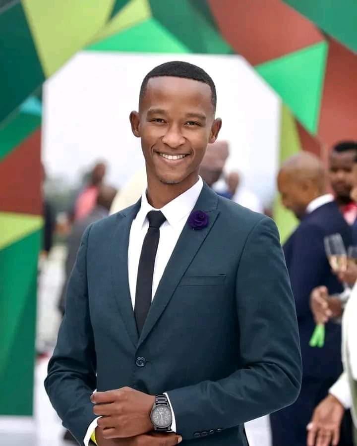 AtlangDavy's tweet photo. @KatlegoMaboe I am super excited for your return on the #ExpressoMorningShow King. Look at God delivering on his promises https://t.co/SiWn9m31D3