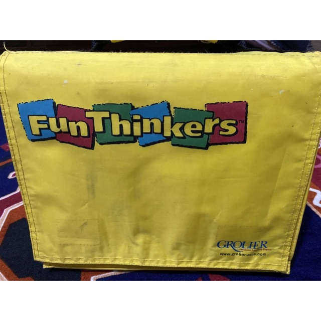 dyanherna's tweet photo. Saya menjual buku edukasi Fun T... seharga Rp1.500.000. Dapatkan di Shopee sekarang! https://t.co/kV3JRh7agT #ShopeeID https://t.co/XzvibXc5KN