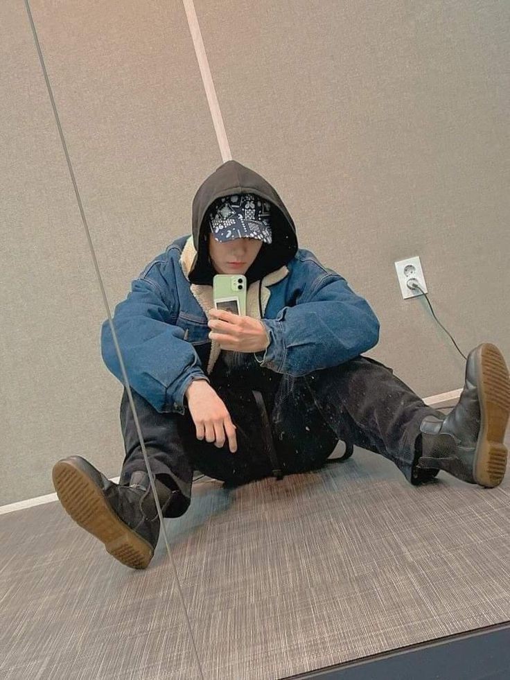 ︎ ︎ ︎ ︎ ︎ ︎ ︎ ︎ ︎  @[kkeizuya] posted an update.
︎ ︎ ︎ ︎ ︎ ︎ ︎ ︎ ︎ ︎ ︎ ︎↻ xscape's studio
︎ ︎ ︎ ︎ ︎ ︎ ︎ ︎ ︎ ︎ ︎ ︎↺ 080322 | 12:28
︎ ︎ ︎ ︎ ︎ ︎ ︎ ︎ ︎ ︎ ︎ ︎╰┈➤ last rehersal before the gig tomorrow!
︎ ︎ ︎ ︎ ︎ ︎ ︎ ︎ ︎ ︎