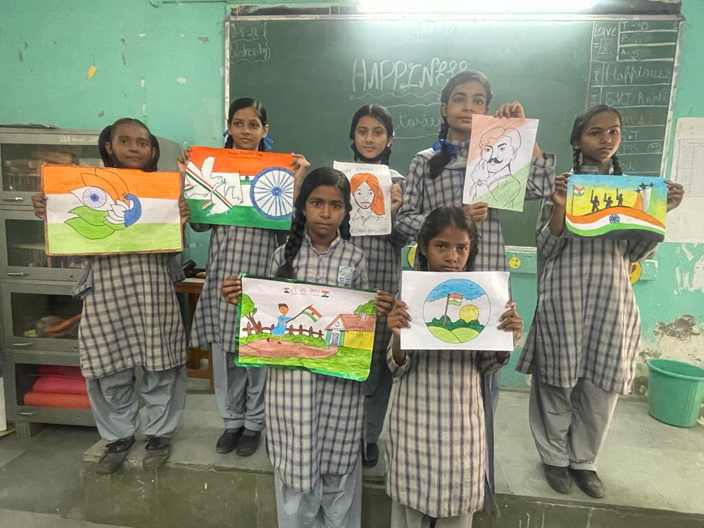 skv1514021's tweet photo. Har ghar tiranga activity at skv1514021 #wednesdayactivity #AzadiKaAmritMahotsav @skv1514021 @harish_iaf @Dir_Education https://t.co/NE4XZ4IMsA