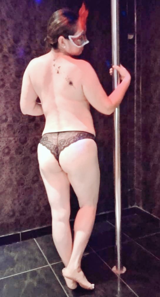 karmenrecyn's tweet photo. Quieres pasarla Riko 💦 con mis contenidos BB? 😘
Pregunta cómo obtener mi pack de fotos y videos y sígueme $$ 🥰
@maduras_sv @Culos69RicoSV @CulosRicoSv @ALSanuncios @PacksElSalvador @SexSV_ @huntersv_xxx @publicidad_sw @BitcoinGirlsv @BBorojo @Citas503 @ElPrepagos https://t.co/nkpCzN0ifT