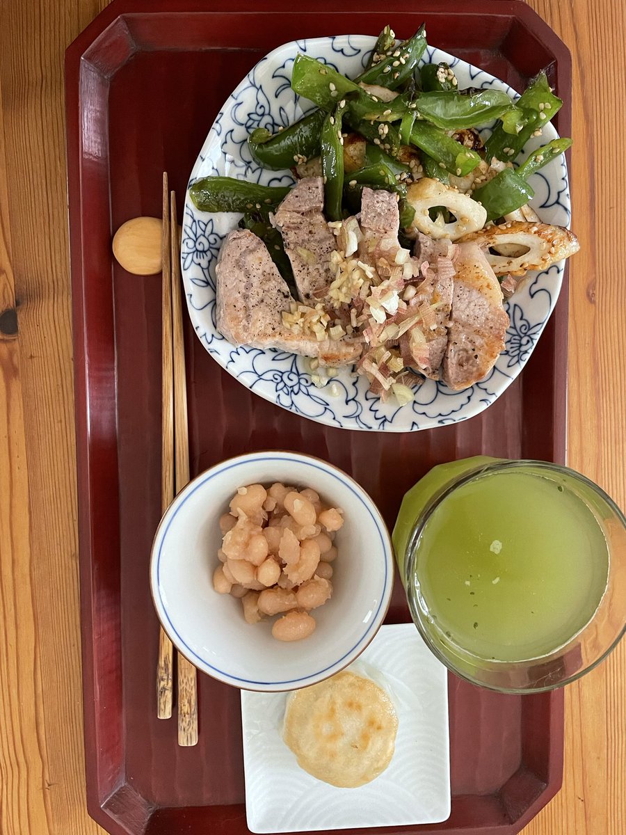 0467yuki's tweet photo. 実は 夫がコロナになった頃私は糖質オフダイエットを始めてみた。
今は仕事行けないのできっちり出来ます。
職場のランチが難関よ。
恥ずかしいとかはない。
体に悪いくらいに太ってるから😆
#順不同 #ミウラ式 #eatHack #ミウラタクヤ商店 https://t.co/3o5oNLDKSb