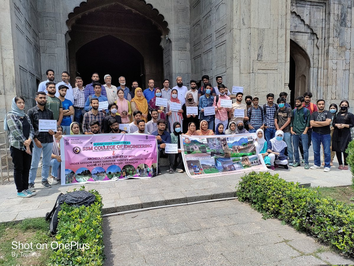 rabiya_zahoor's tweet photo. #MissionAmritSarovar organised by #ArhaelogicalSurveyOfIndia #PatharMasjid
#jaldharoharSanrakshan
@KmrUniversity
@GreaterKashmir @RisingKashmir 
#IOTZAKURA
#SSMCollegeOfEngineerigParihaspora https://t.co/y6sZfZdQr9