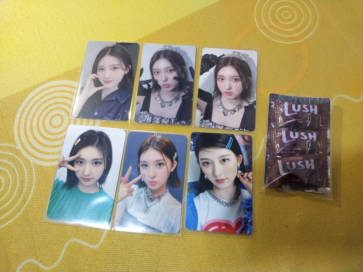 mingoocolls's tweet photo. #0727mails
— mail from @mijincarts 🌷
𓂋 ✦ hi gaeul pobs came home, thank you for packing it safely, it arrived in a good condition and thank you for the freebies !! and also thanks to @.dolIwy for handling this hatian ><
✴︎ #thanksmijin https://t.co/OAVQwgkBr3