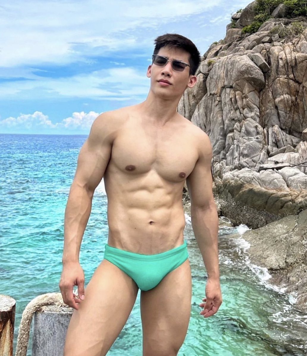 YOUANDSUMMERTH's tweet photo. Big Thanks พิจอห์น 🥰
#กางเกงว่ายน้ำ #menswimwear #swimwear #yasmen #youandsummerth https://t.co/zurw3A4PuW