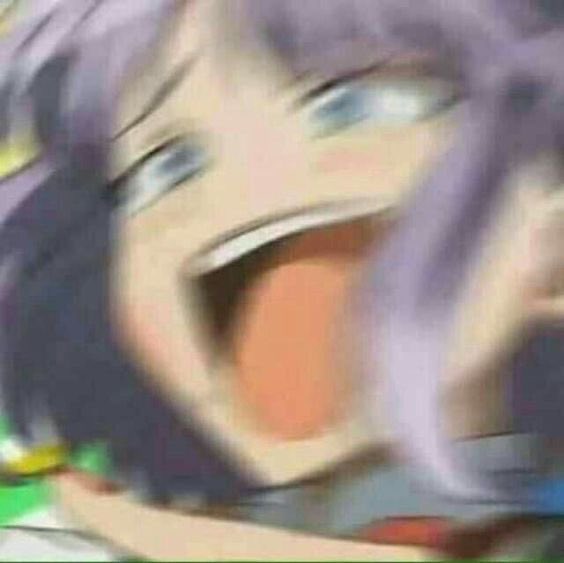 sketchphase's tweet photo. CHRISSY WAKE UP I DONT LIKE THIS #MHA362 #MHASpoilers https://t.co/lypy8UhuM5