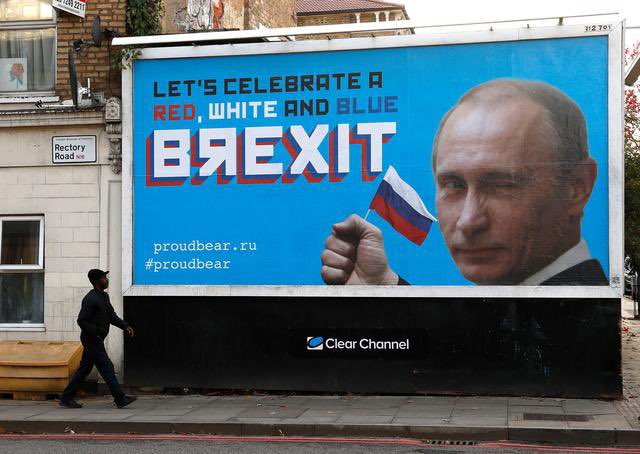 toothisoutthere's tweet photo. @riotgrandma72 I wonder why ?

Not the only Boris that PUTIN is grateful for

#PUTINSPatsy https://t.co/WuDEXjo3Su