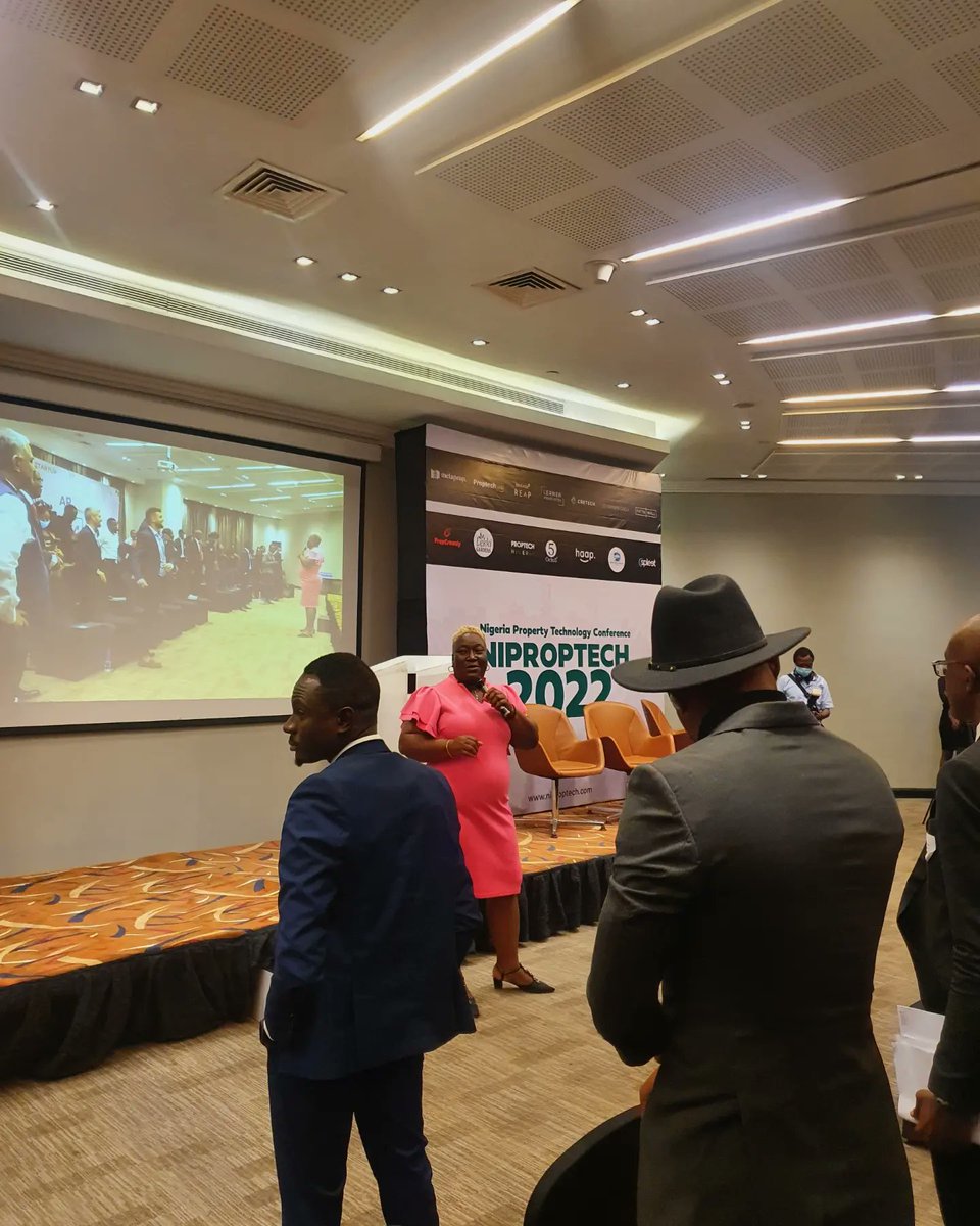 NIPROPTECH's tweet image. Navigating your way through- Lessons from Healthtech.
Technology gives you scale like no other- Abimbola Adebakin. Founder/CEO Advantage Health Africa speaking at the Niproptech 2022.
@A_HealthAfrica
#niproptech2022 #niproptech22 #niproptech