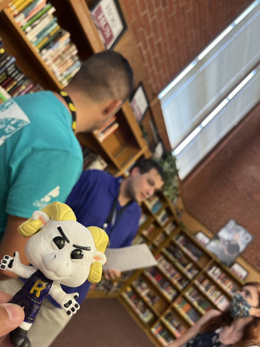 RobinsonMidSch's tweet photo. Robbie The Ram welcomed the “First Years” to the building yesterday. He used Relational Capacity activities; broke down the Rob’s WHY with @AVID4College Critical Reading; and magically kinda fixed the AC #RobbieTheRam #minimascot #RamilyReunion2022 https://t.co/QUvWO2BsQd