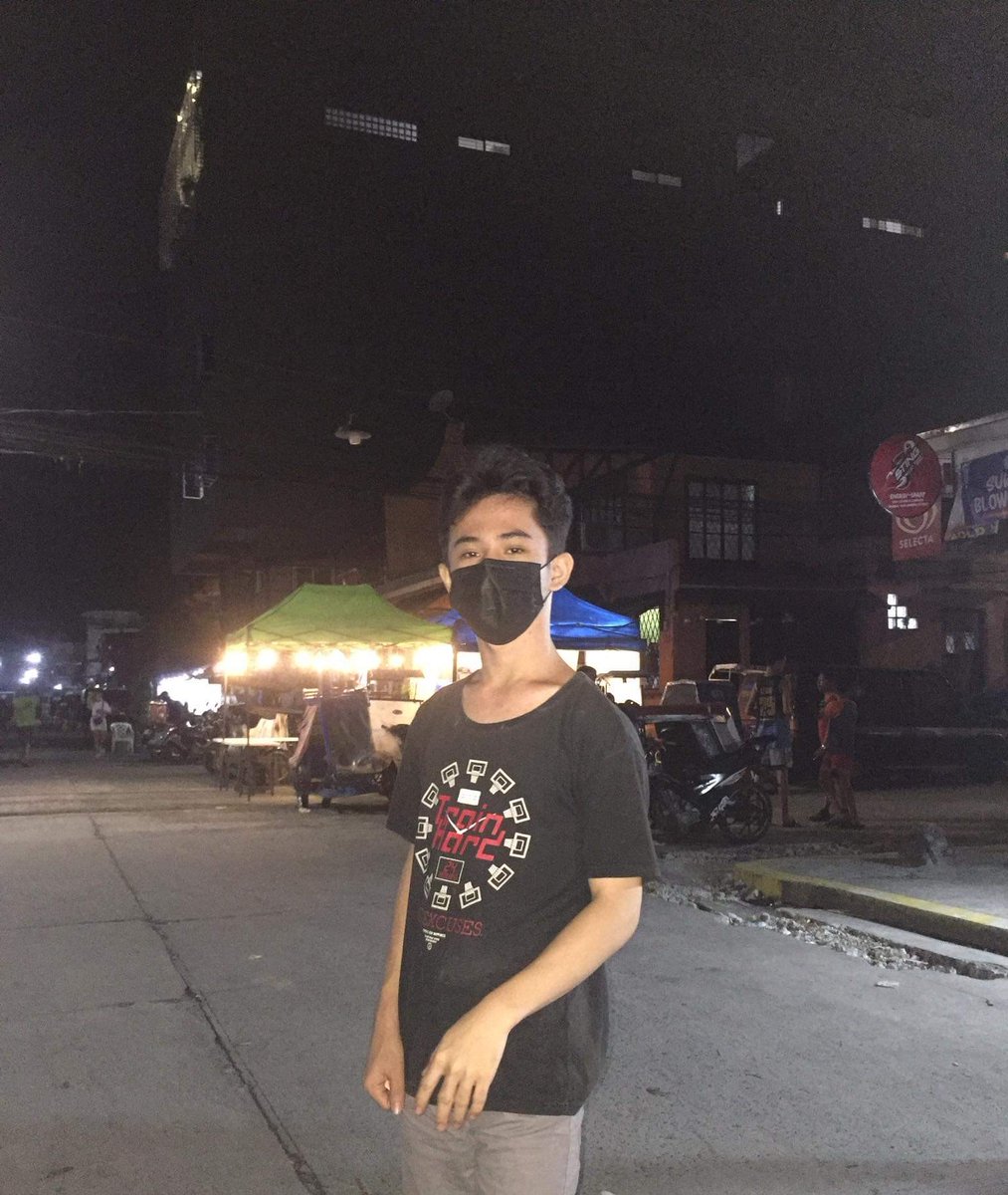 my main goal right now is to be happy. ☺️🤍