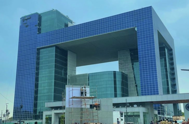 Telangana State Police Integrated Command & Control Centre possibly one of the most sophisticated Govt facility built by any Govt in India - Minister @KTRTRS on #CommandControl centre which is all set to be inaugurated by Hon’ble CM #KCR Garu tomorrow in #Hyderabad 
#KTR