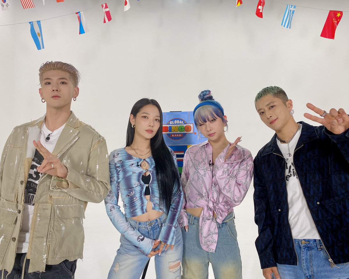 KARD_Official's tweet photo. [#KARD]
[4K] 🎬 제작진 한정, 지금까지 가장 재미있는 KARD 🤪 | 글로벌빙고 Global Bingo | 카드 KARD | BM J.Seph Somin Jiwoo
▶️ https://t.co/6ne1B2XlgK

#KARD #카드
#1theK #Global_Bingo https://t.co/fVuvCbOd8I