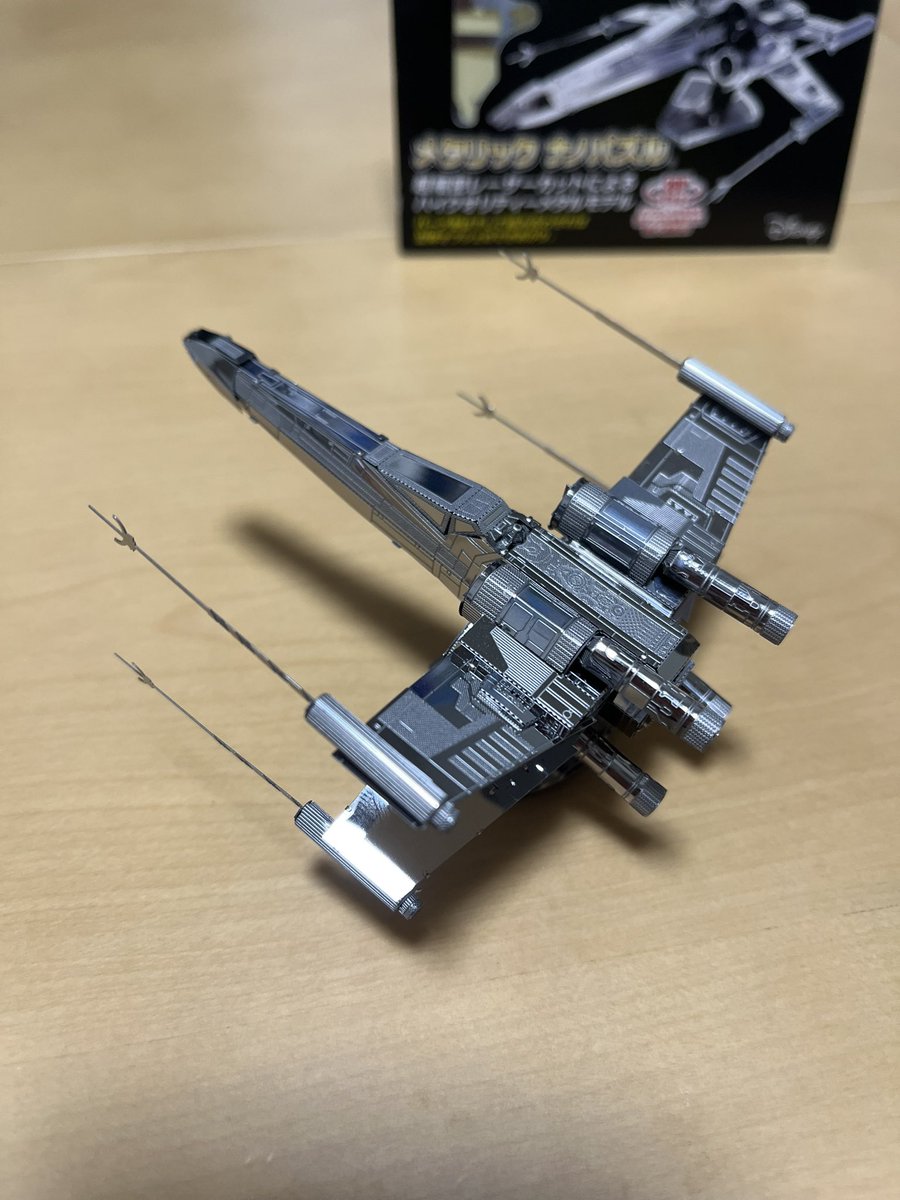 darudaru1015's tweet photo. #STARWARS #メタリックナノパズル #X_wing
やっと完成したー!
やべー!カッケーって叫びましたw https://t.co/FOZh9yummU