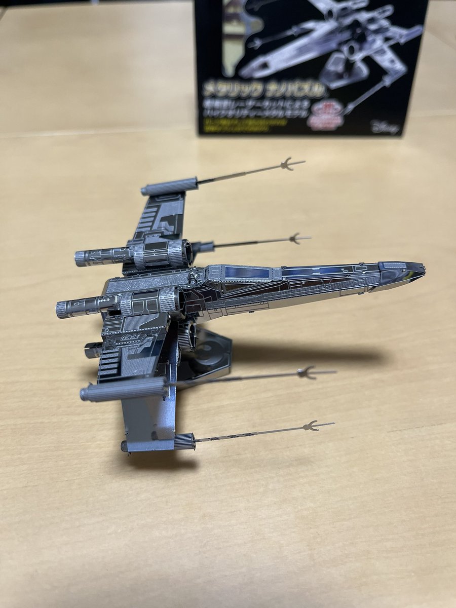 darudaru1015's tweet photo. #STARWARS #メタリックナノパズル #X_wing
やっと完成したー!
やべー!カッケーって叫びましたw https://t.co/FOZh9yummU