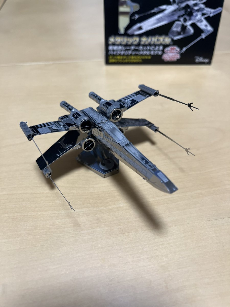 darudaru1015's tweet photo. #STARWARS #メタリックナノパズル #X_wing
やっと完成したー!
やべー!カッケーって叫びましたw https://t.co/FOZh9yummU
