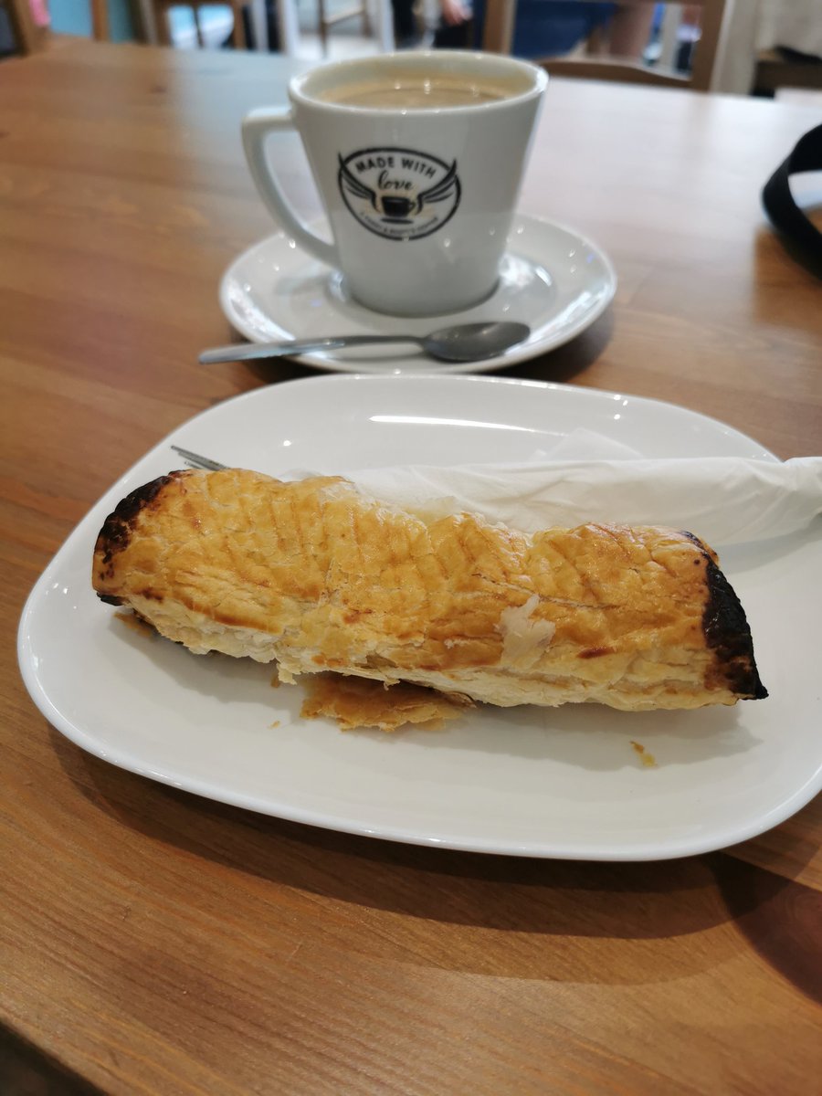NewDayStarts's tweet photo. Enjoyed my last 4 days off chilling, Recharging my batteries. Nice walk to work, quick pitstop at @samscafeeast coffee and sausage roll time! Before heading off on shift
#HelpingOthers #LiveTheirBestLife #Fyffe #Lowestoft #Suffolk https://t.co/p7OCM7ygCe