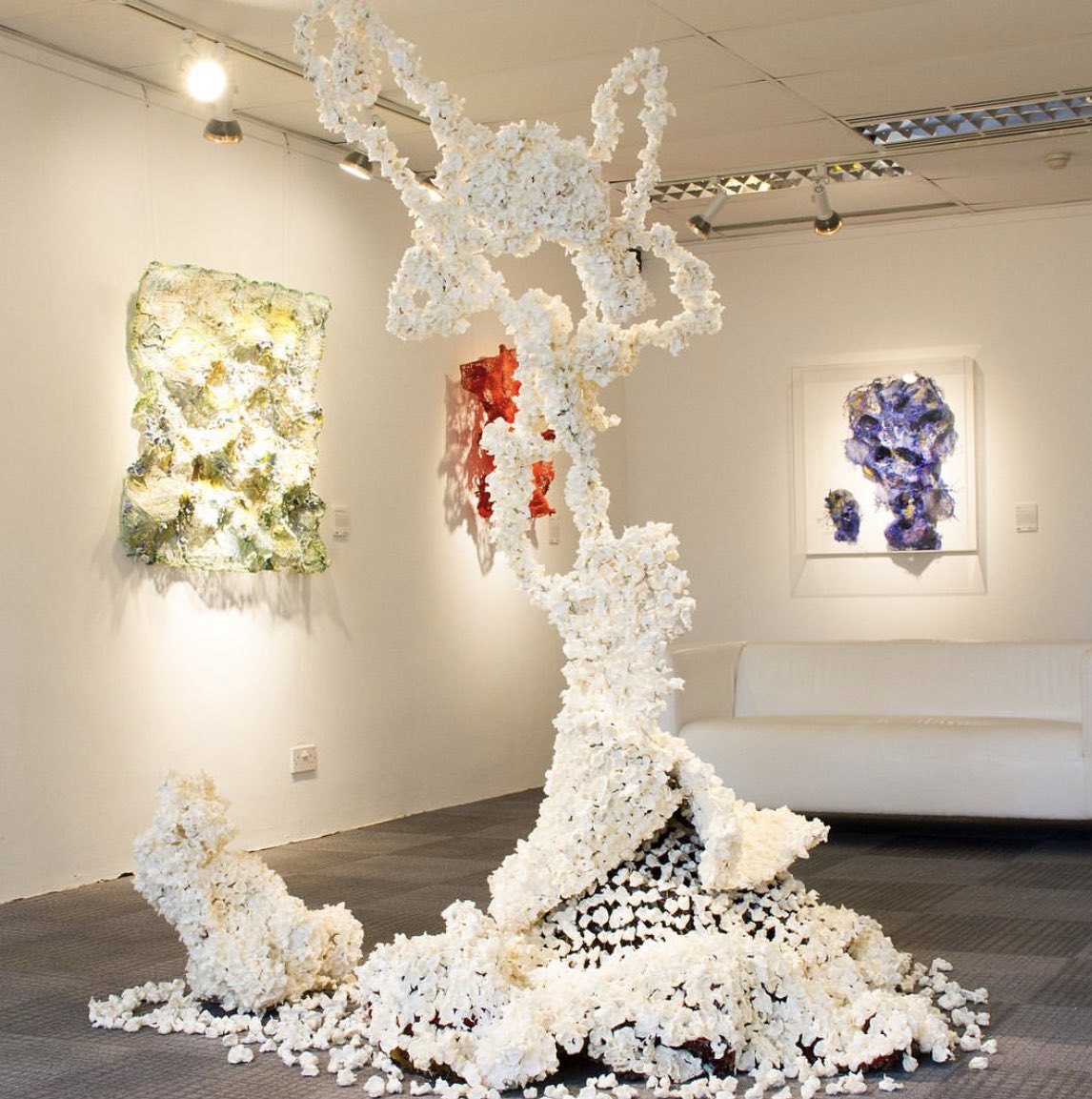 TRUSFRATED_JK's tweet photo. These works are by my friend Nandita Mukand #fromjeunetojoon #ㅍㅈㅌㅈ https://t.co/H6ZX7fzhYL