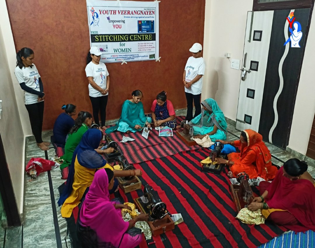 To empower women, #YouthVeerangnayen Sonepat(Haryana) started a stitching centre for women.
#EmpoweringU
#EmpoweringWomen
#FreeStitchingCenter
#WeCareForYou