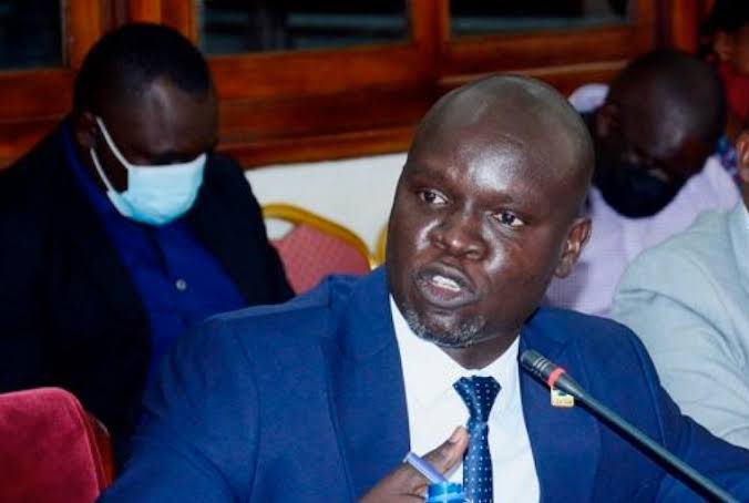 CanaryMugume's tweet image. Speaker of Parliament Anita Among has rejected LoP Mathias Mpuuga’s move to replace Ojara Mapenduzi with Gilbert Olanya as Chairperson Local Government Parliamentary accountability committee. She insists Ojara’s committee still has work to be done.