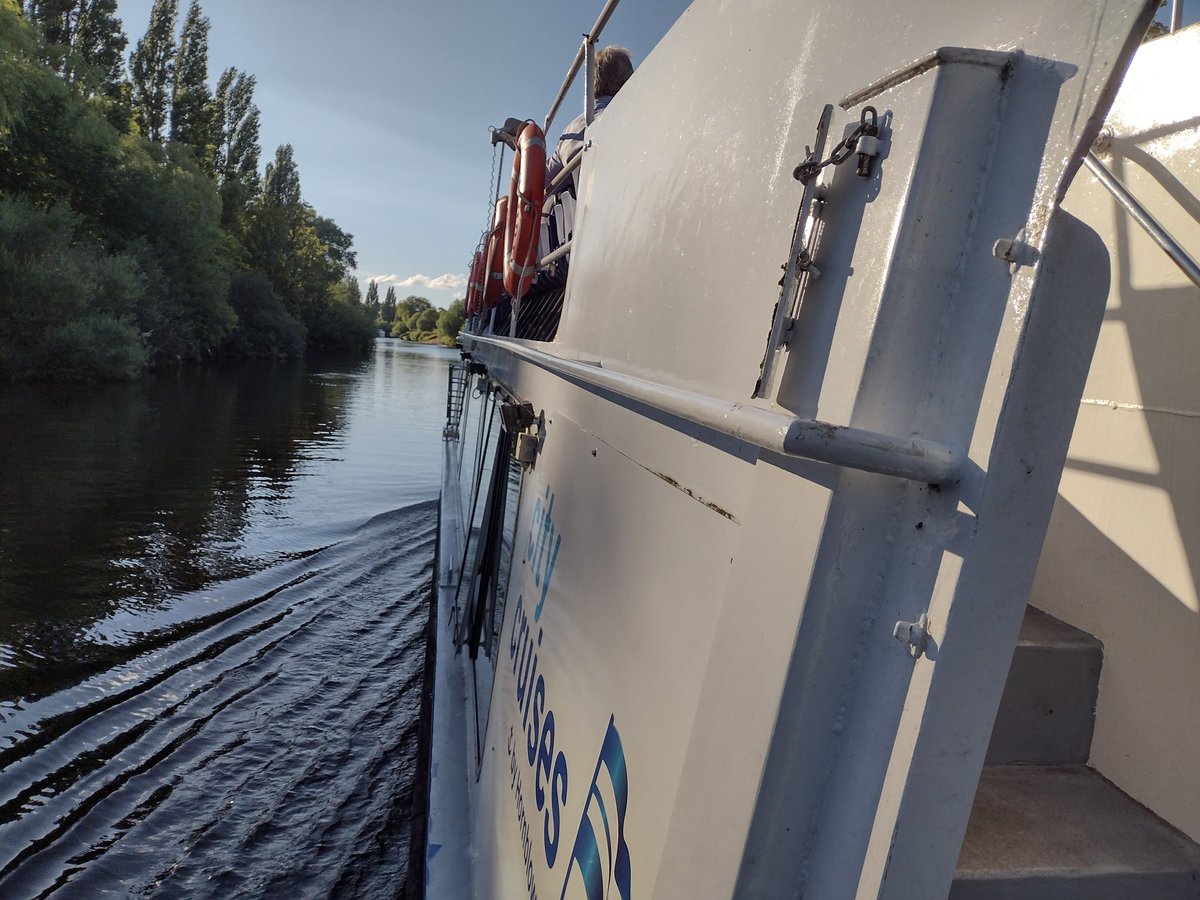 The last few months have been a hot blur! Here's one of the cooler gigs we did... Literally... River Cruise on the Ouse...