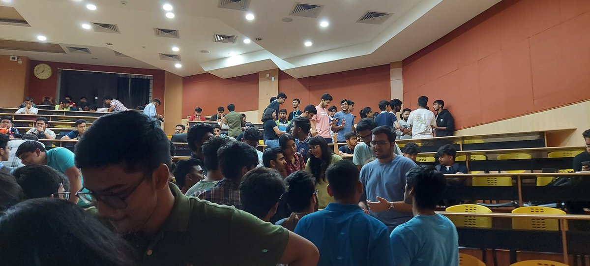 NeeleshVs's tweet photo. Had an amazing meet with all the web3 folks in my college . Learnt and interacted a lot . 
Understood that govt is not banning blockchain just crypto 😂😂 https://t.co/FwgAOx89Do