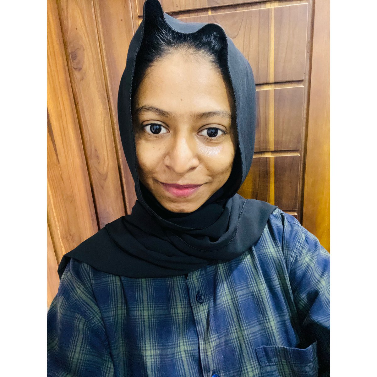 ArshadhaSubair's tweet photo. Day 3 of the University of Colombo and Lahore School of Economics Distance Learning Programme 2022
.
.
.
#assistantlecturer #economics #departmentofeconomics #universityofcolombo๐ #lahoreschoolofeconomics #universitylife๐ https://t.co/T0fRBdeTWX