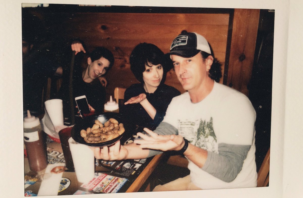 rsjrfanworld's tweet photo. .@dicksp8jr with @HannahHindi, @HillyHindi and #BoiledPeanuts, while shooting @HillywoodShow's #StrangerThingsParody.
Watch "Superfreak" here:
https://t.co/iNPkasuYzB
Need more spice? Revisit the #HellfireChallenge🌶🔥 here:
https://t.co/K78vhp18tl
#NationalGrabSomeNutsDay🥜 https://t.co/lC9ggrjIuQ