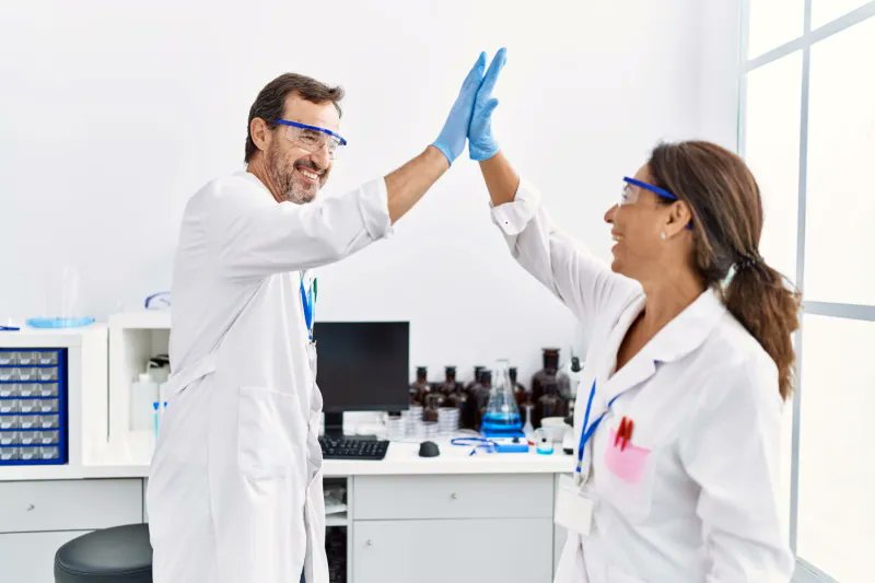 littlelucy_lu's tweet photo. Češi nejsou žádné máčky a platí to i o vědě a výzkumu 🔬. České univerzity, výzkumné ústavy, ale i inovativní firmy uvádějící nové poznatky do praxe, jsou vyhledávanými partnery daleko za hranicemi, ty fintechové přitom nejsou žádnou výjimkou.
https://t.co/WLvnqTEOUJ
#fintechcz https://t.co/zfqbDhHlOa