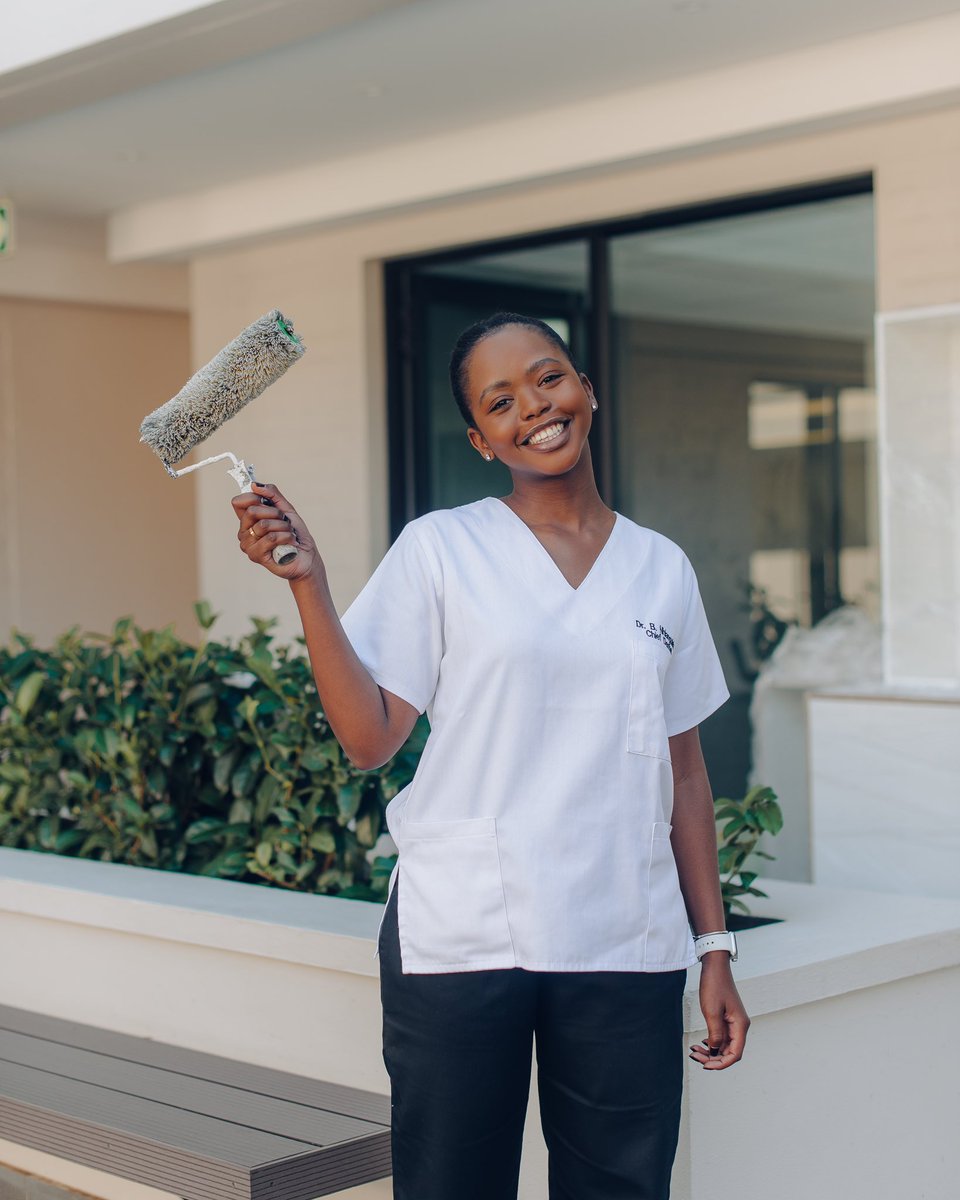 How is it going at our new Sandton practice?
It's going amazing. 

And you know what makes it amazing? It's you all who support us! 

If you haven't come through yet to check it out...this is your invitation! 
Location in profile 🦷🤍