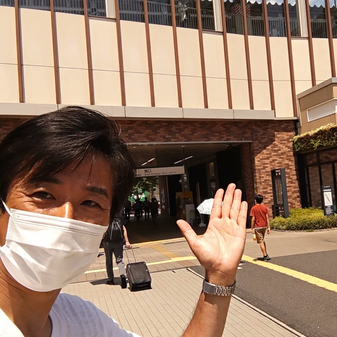 hide_ichi's tweet photo. 【このあと「つながるNews」】
(水)はJR国立駅の #旧国立駅舎 から。
国立市・東大和市の新型コロナ関連情報や、インタビューは国立のダンスチーム #lockshow の佐藤華さん🕺
多摩エリアは17時、八王子・日野エリアは18時から。
スマホアプリ「ど・ろーかる」でも見られます。
#jcom #つながるnews https://t.co/dnGBy307Sr