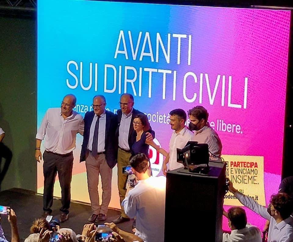 eleonoramattia1's tweet photo. “Casa per casa, strada per strada”. Perché nessun destino è già scritto, scriviamolo insieme!
Perché noi vogliamo vincere ✌️
All’Inaugurazione della casa delle volontarie e dei #volontariPD
#conlastestaconilcuore #occhiditigre #elezionipolitiche2022 #25settembre #Vinconoleidee https://t.co/P7G2qwD0Zr
