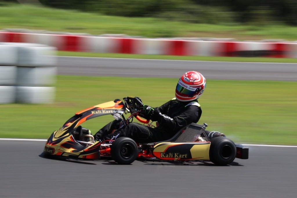 CRG_JAPAN's tweet photo. S-GTなどで活躍するレーシングドライバー松田次生選手がKaliKart2022モデルのシェイクダウン行いました!
https://t.co/3CFHY33TYy
https://t.co/ad2XxgxNG1
#松田次生 #TsugioMatsuda #APG #オートパラダイス御殿場 #KaliKart #KK02 #CRG #KaliKartbyCRG #CRGJAPAN https://t.co/6GwIVuiGmN