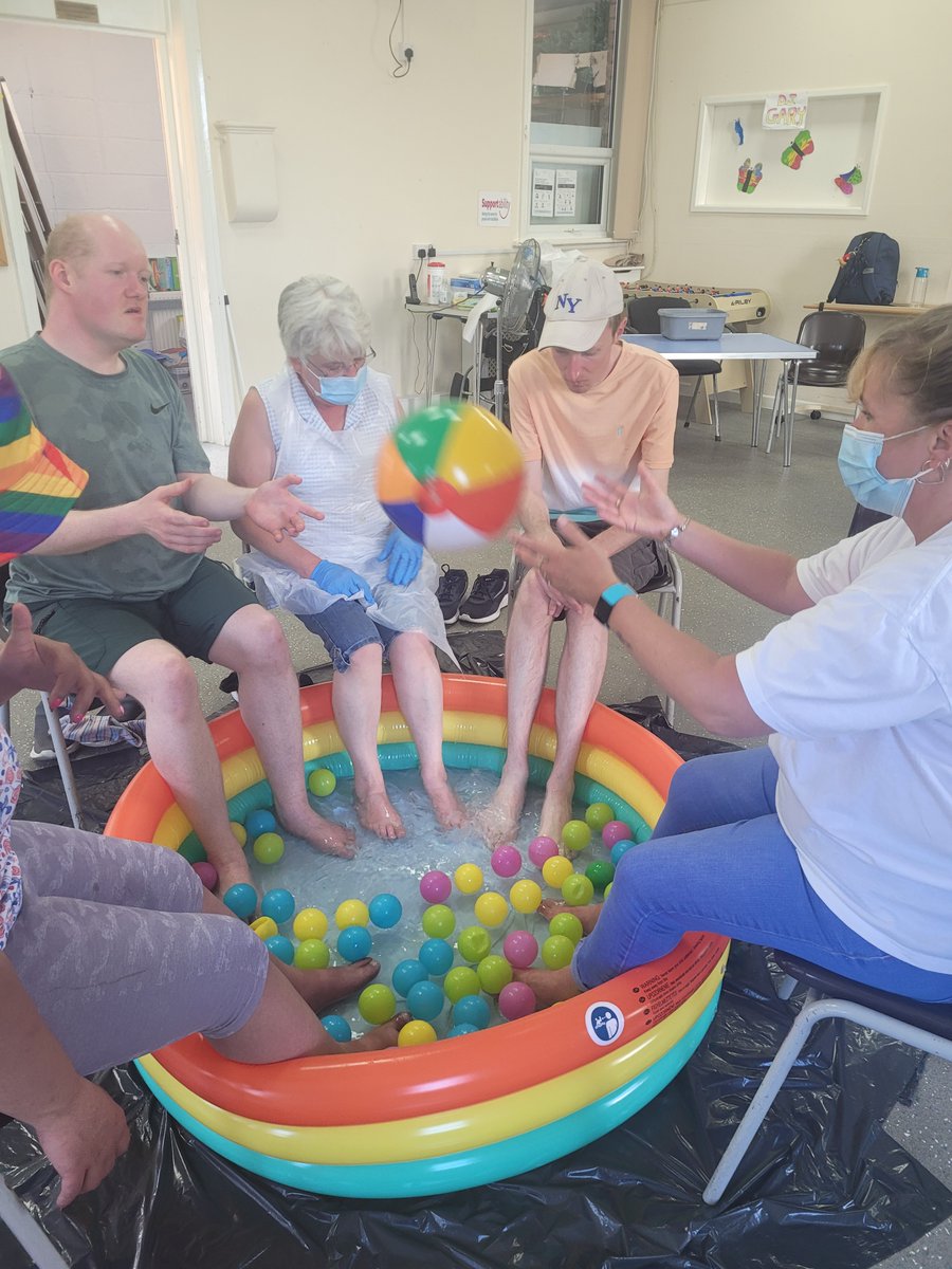 Supportability9's tweet photo. Keeping cool and enjoying a game of beachball at our Skills Community Group! 😎🌞😀
#disabilitydayservice #disabilityinclusion #disabilityservice #stockport https://t.co/X5uVu2ELFi