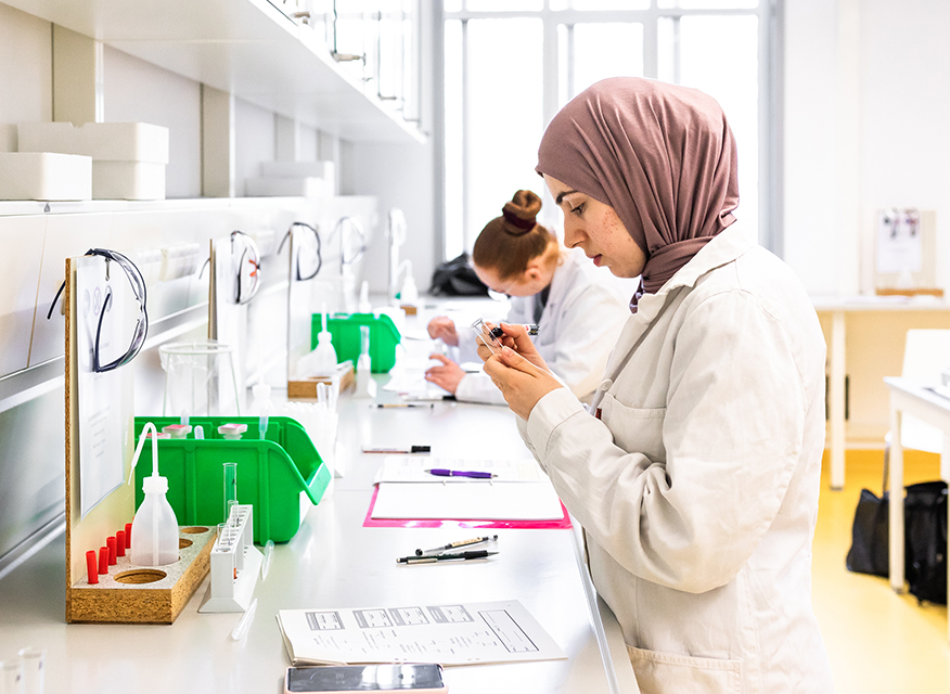 Call: 23 PhD-Stellen in den Programmen MolMed, RESPImmun und DP-iDP an der Med Uni Graz zu besetzen. 
Bewerbungfrist: 20. September 2022
Details: medunigraz.at/news/detail/ca…