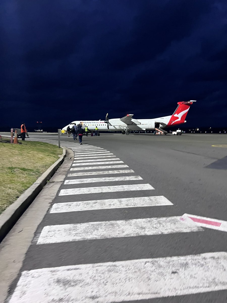 Had 2 <a href="/Qantas/">Qantas</a> flights in 24 hours.. both flights landed on time.. both times luggage safe n sound n out quick .. good news airline story for you!