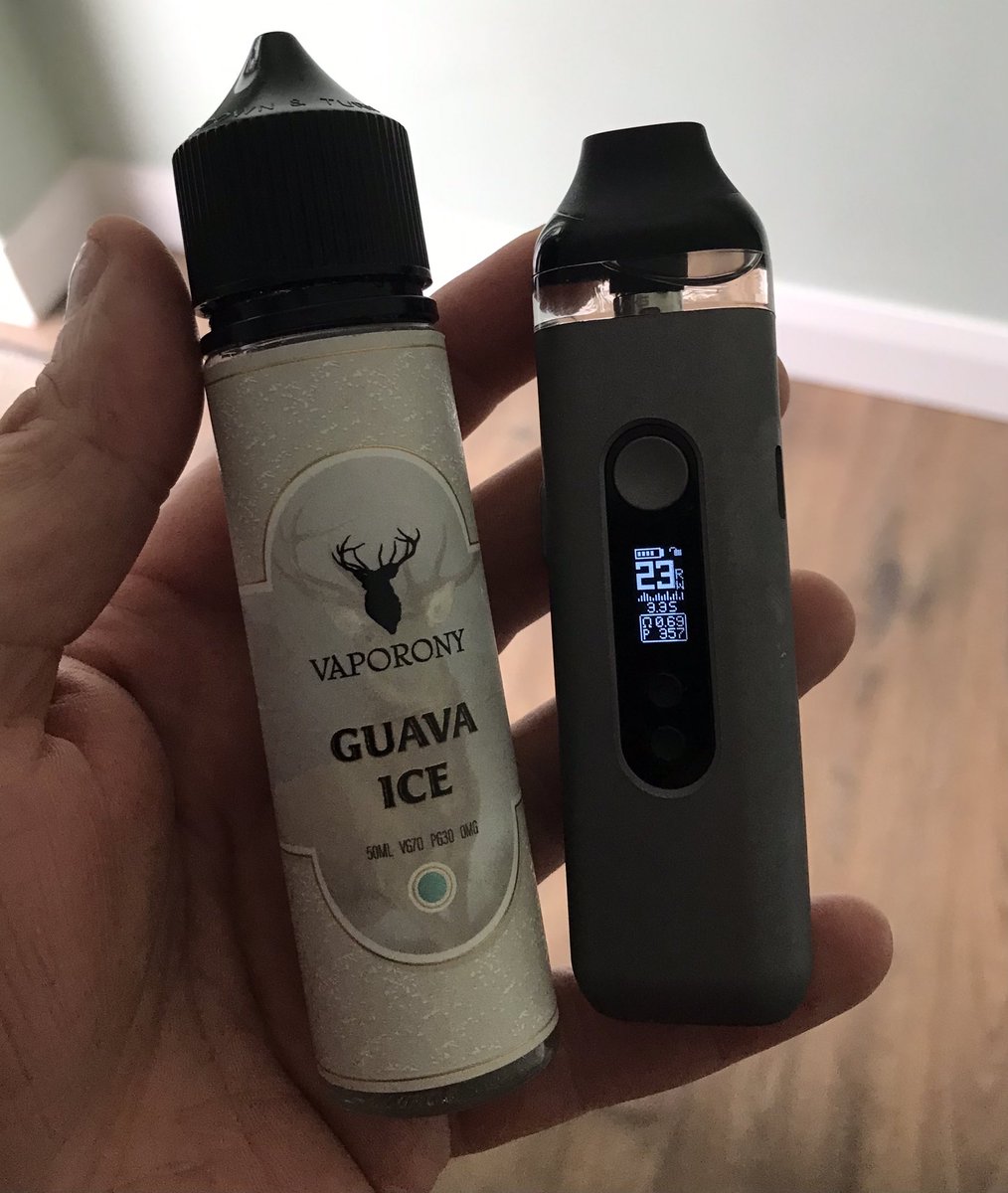 Cracking little setup 💯The Feelin X pod kit by @nevoks2 &amp; the delicious Guava Ice eliquid by <a href="/vaporony/">Vaporony</a> 
#vapefam #vapelife #vapeshop #vapes #vape好きな人と繋がりたい